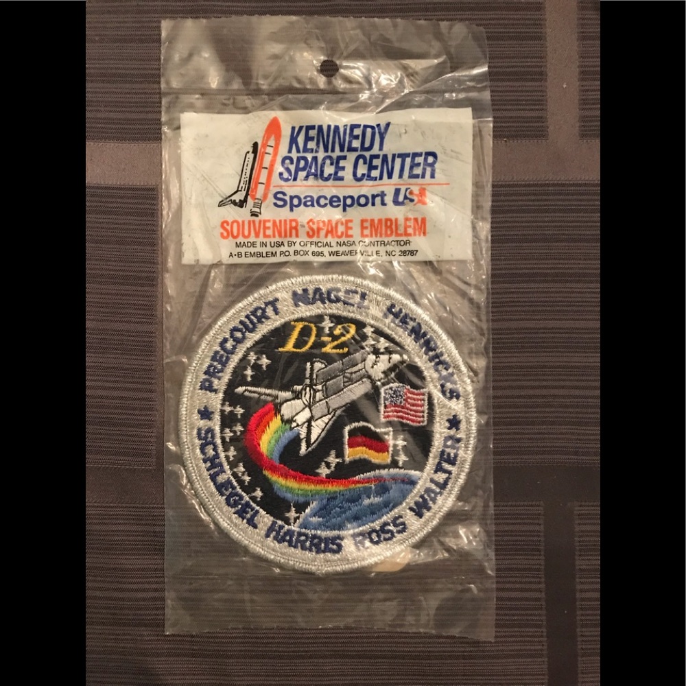 1993 D-2 Space Shuttle Mission Souvenir Emblem Patch